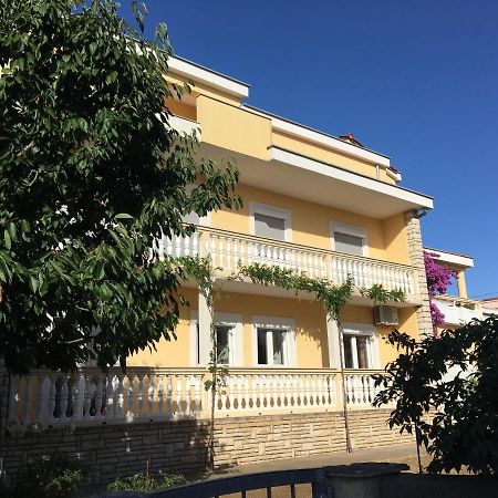 Apartmani Ljubica Zadar Bagian luar foto