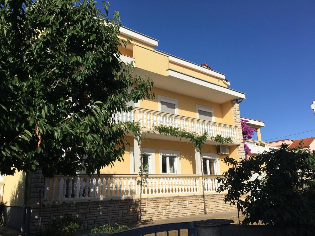 Apartmani Ljubica Zadar Bagian luar foto